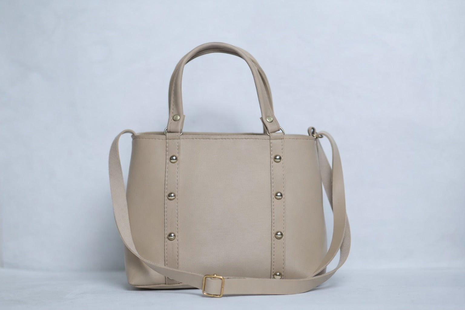 Elegant Pin Style Ladies Bag