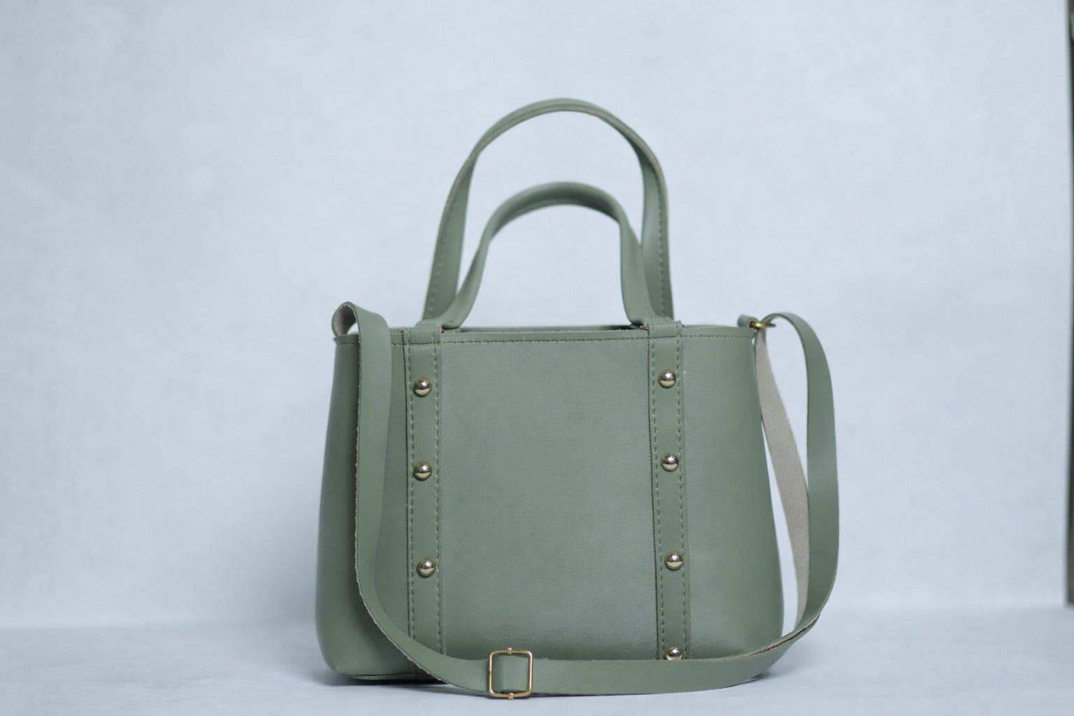 Elegant Pin Style Ladies Bag