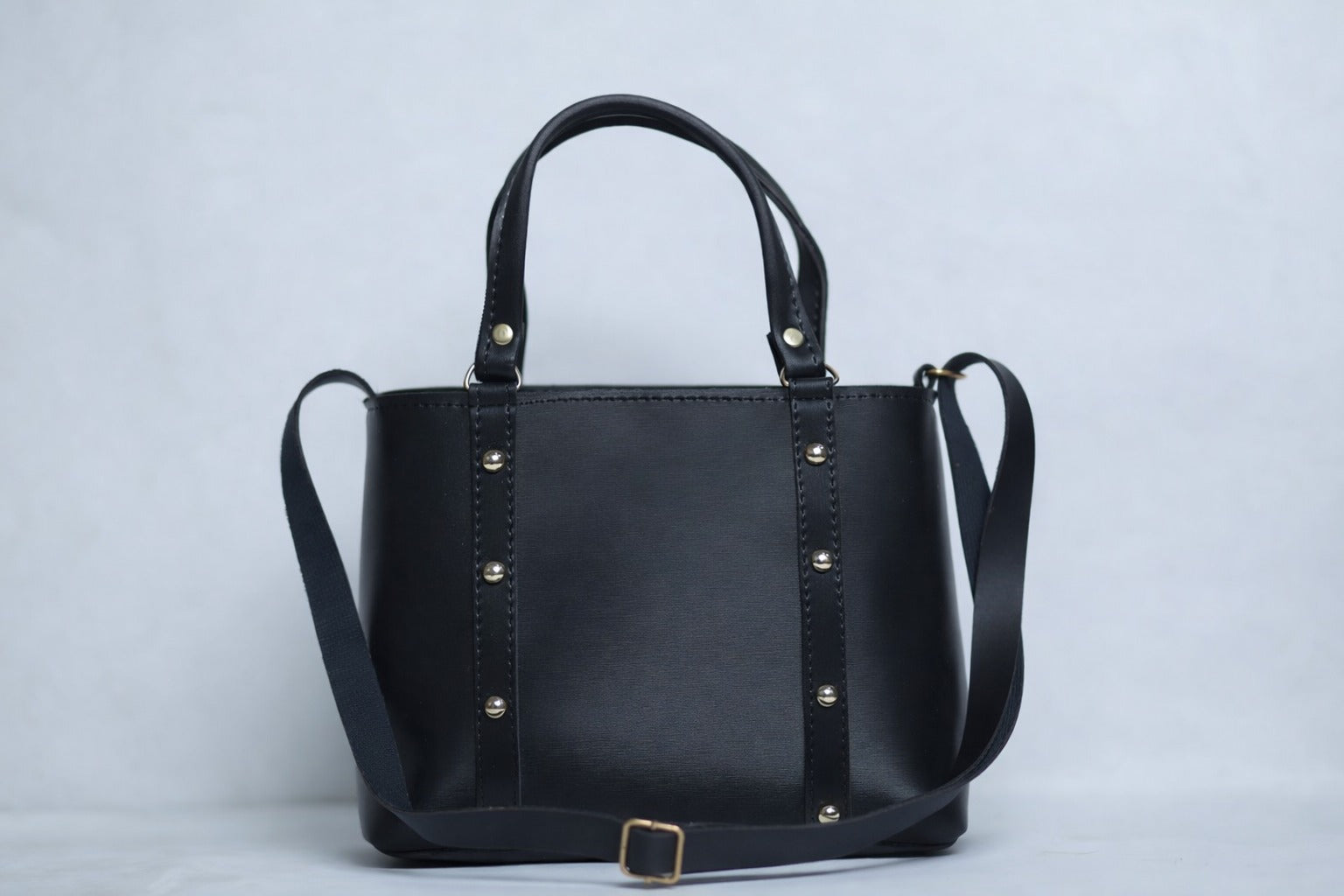 Elegant Pin Style Ladies Bag