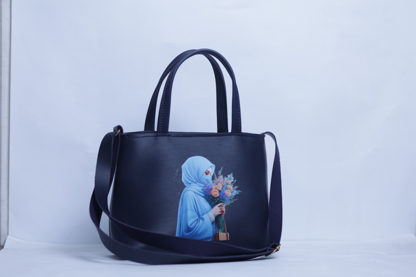 Portrait Ladies Bag